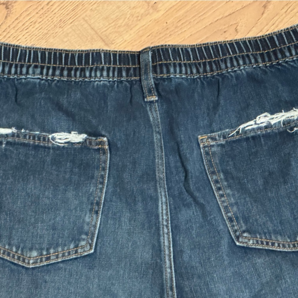 Aerie Distressed Denim Cutoff Shorts Dark Wash Raw Hem Women’s XL - Picture 5 of 5